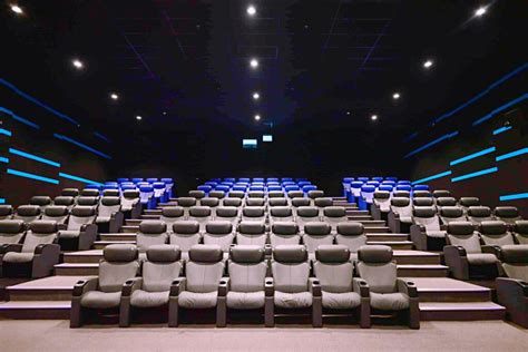 sm valenzuela cinema|somerset cinemas 8.